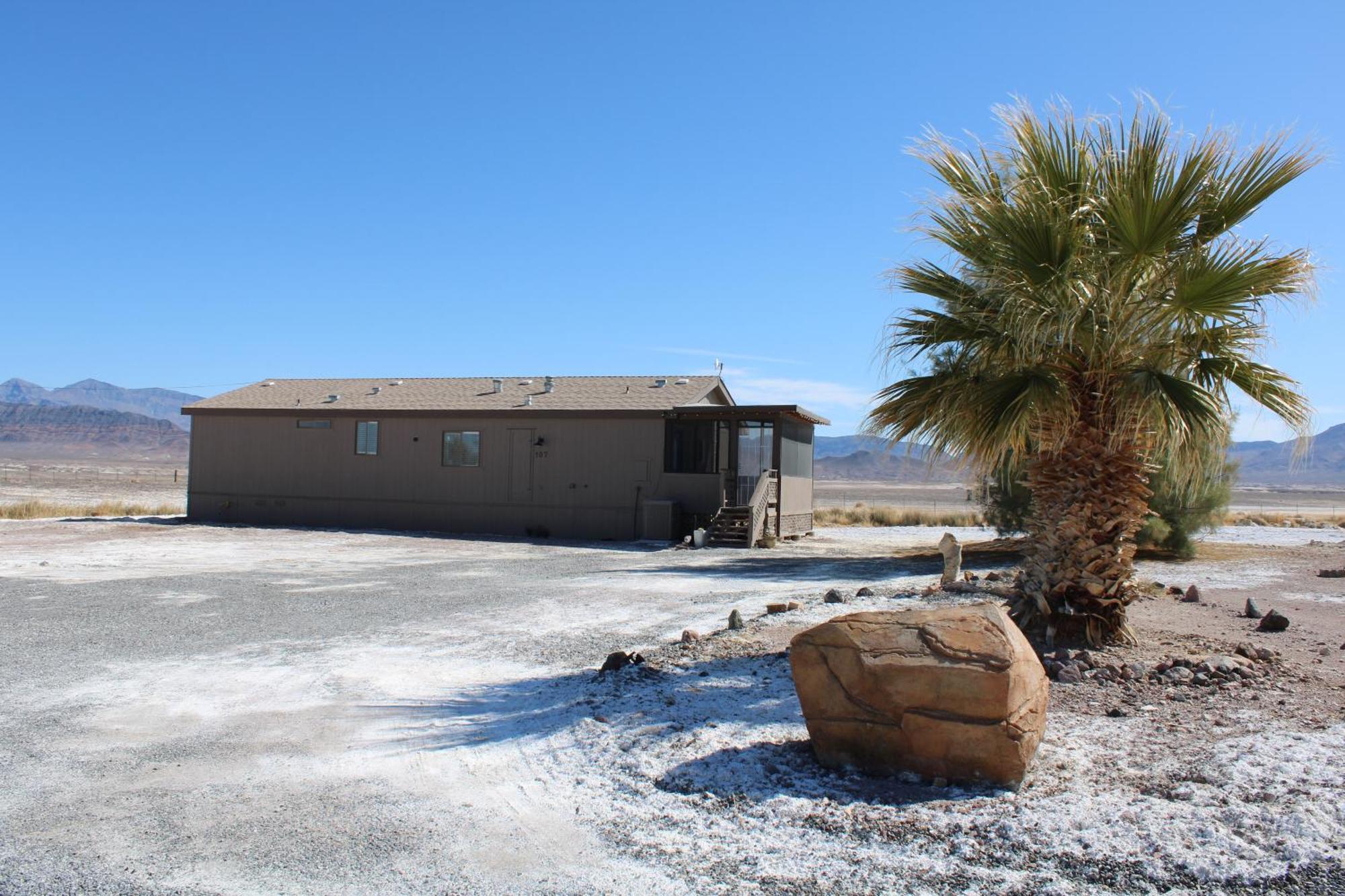 Death Valley Hot Springs 테코파 객실 사진